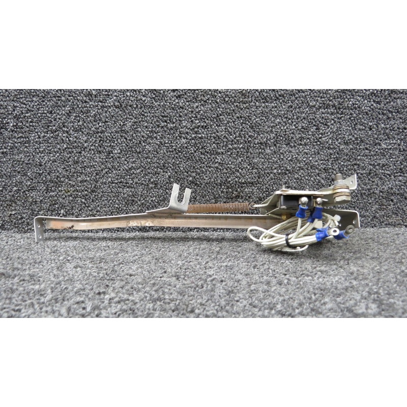 0560025-6 Cessna 172N Flap Lever Indicator Assembly