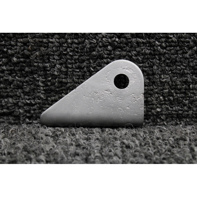 0510205-4 Cessna 172D Seat Belt Fitting Outboard LH, Inboard RH (Bead Blasted)