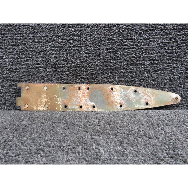 0511238-1 Cessna 172D Cabin Door Hinge Upper Aft LH (Striped)