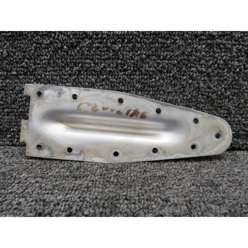 0517019-4 Cessna 172RG Lower Cabin Door Aft Hinge RH