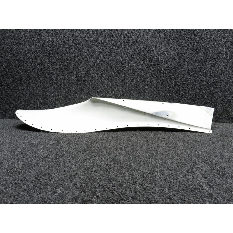 0512153-8 Cessna 210 Wing Fillet RH