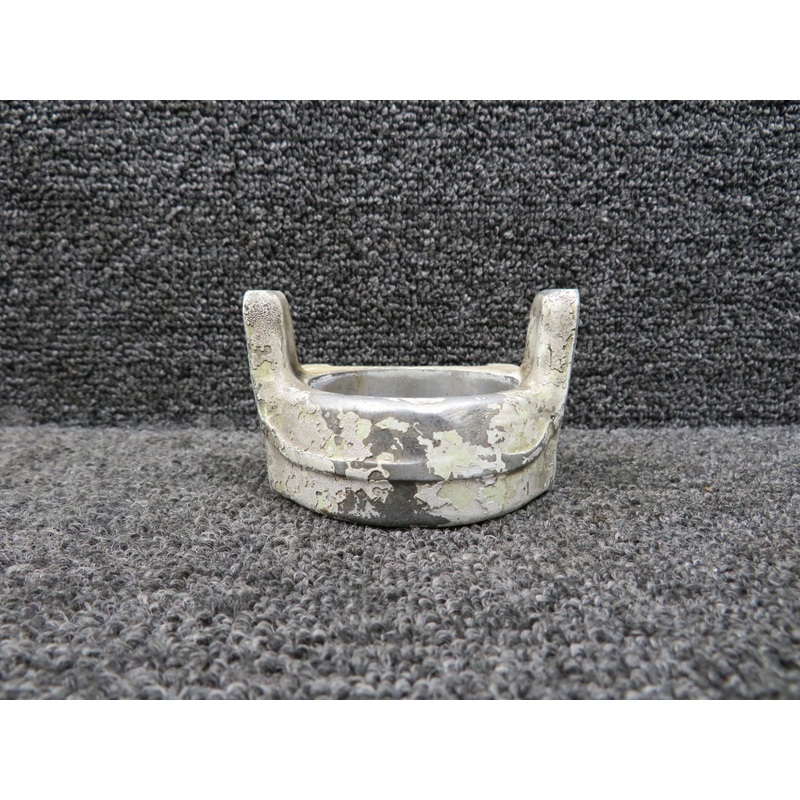 0543007-2 Cessna 152 Nose Gear Strut Fitting Assembly (Chipped Paint)