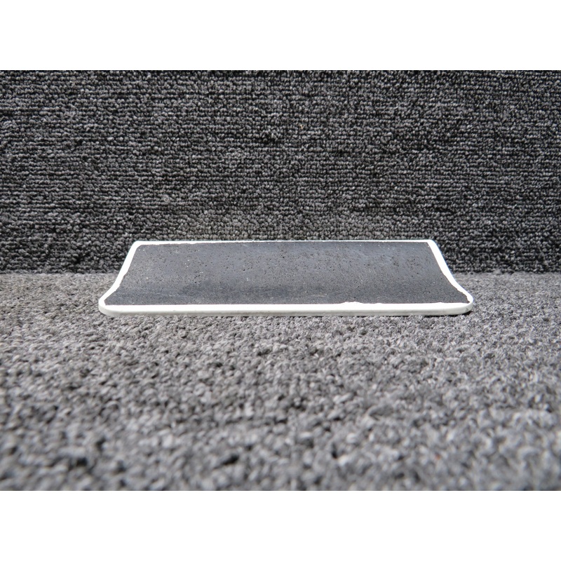0413399-1 Cessna 152 Refueling Step LH