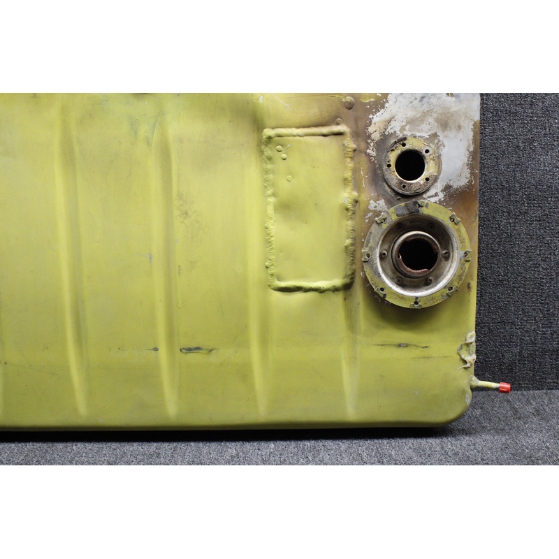 0526007-4 Cessna 172D Fuel Tank Assembly RH (Patched)