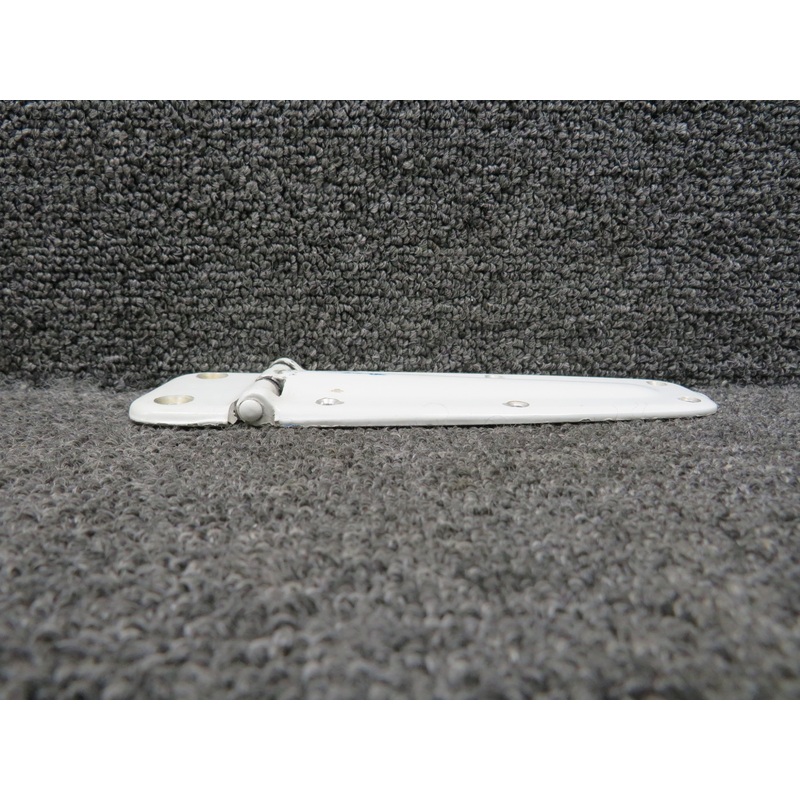 0413426-3 Cessna 150L Upper Cabin Door Hinge Assembly LH