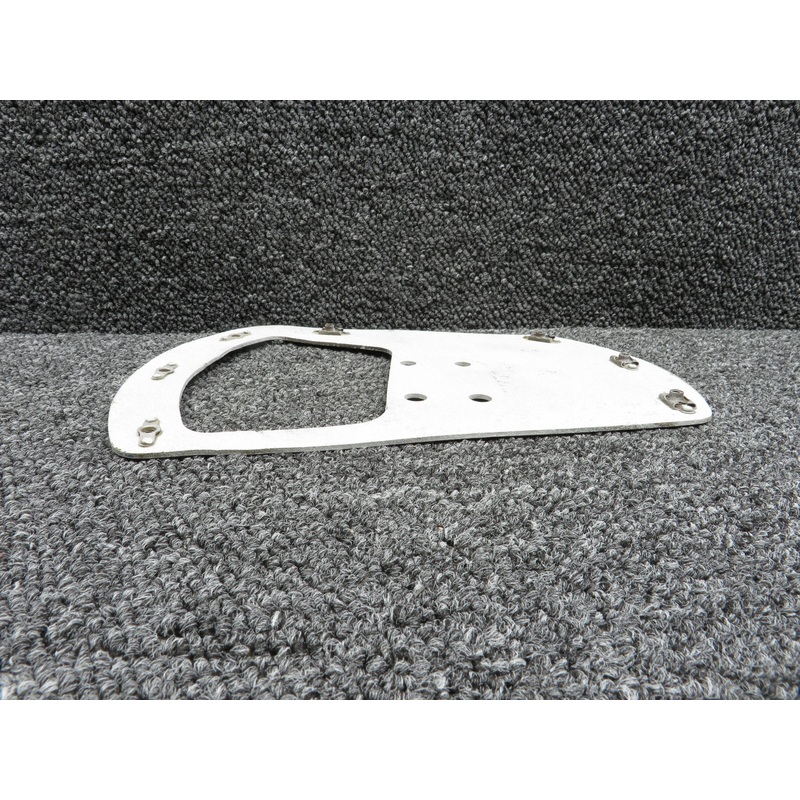 0441187-1 Cessna 150G Main Landing Gear Plate Assembly LH