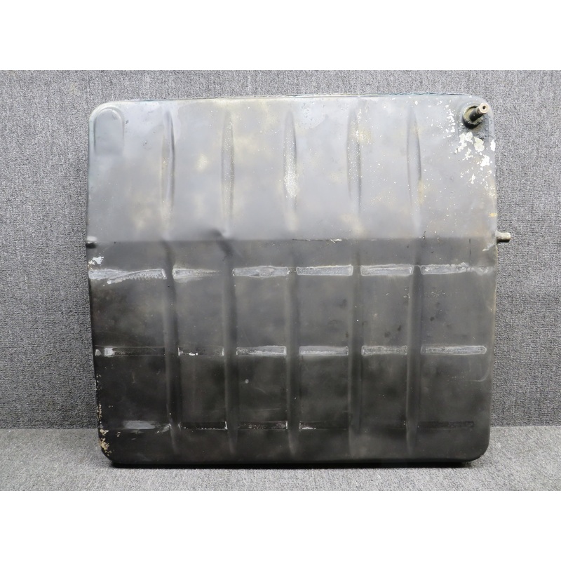 0526007-201 Cessna 172D LH Fuel Tank Assembly