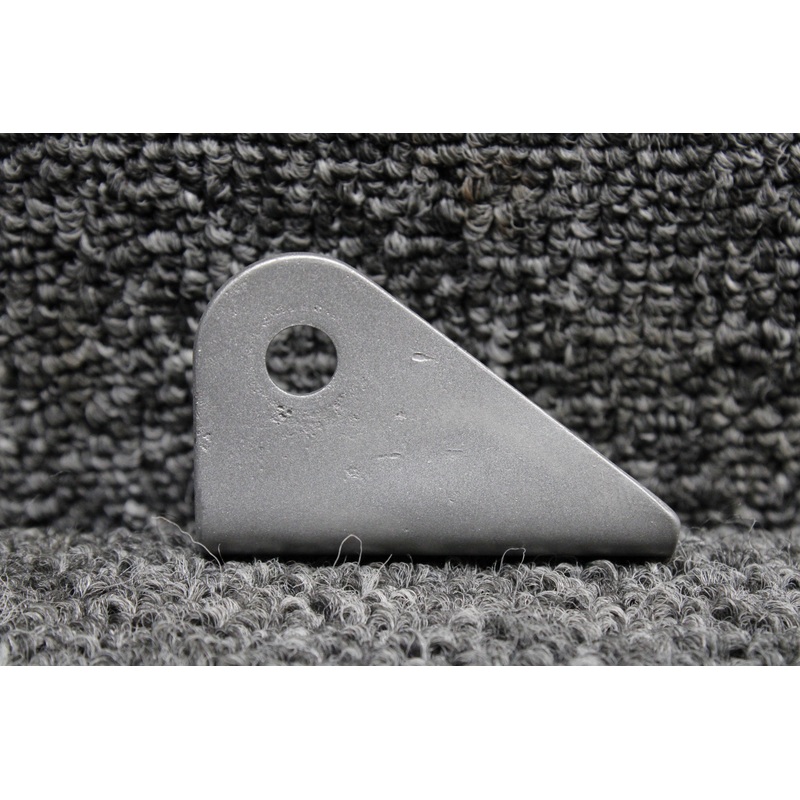 0510205-3 Cessna 172D Seat Belt Fitting Inboard LH, Outboard RH (Bead Blasted)