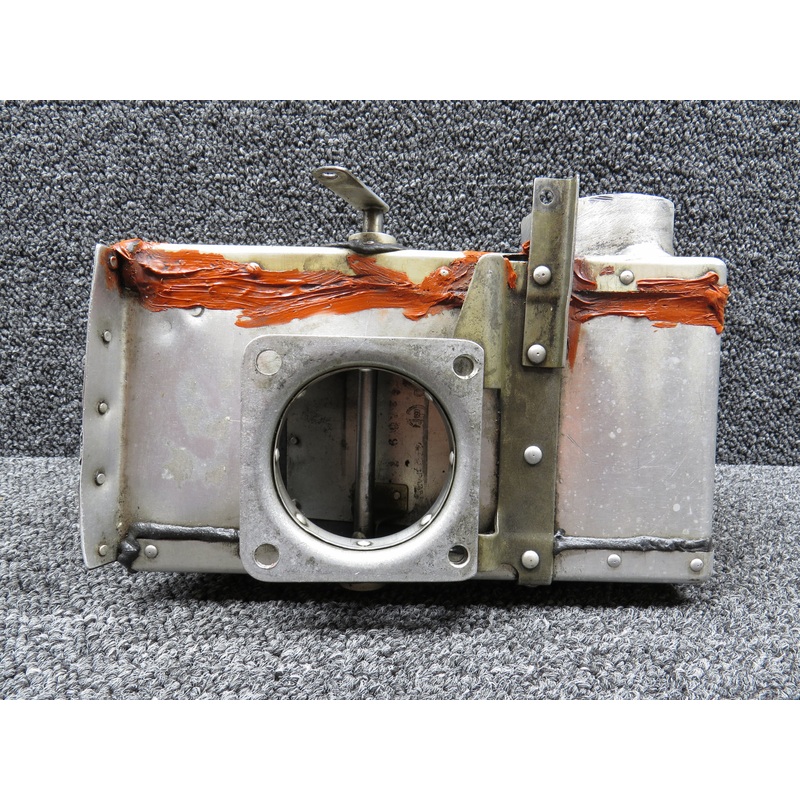 0552164-4 Cessna 172N Carburetor Airbox Assembly (Cracked)