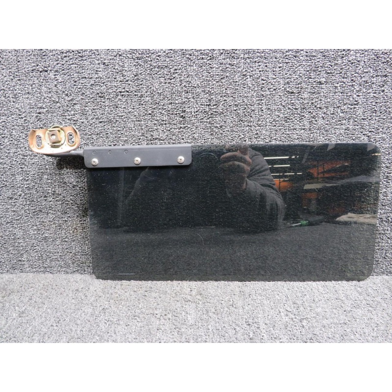0700122-2, 0713011-12 Cessna 172D Sun Visor Assembly RH