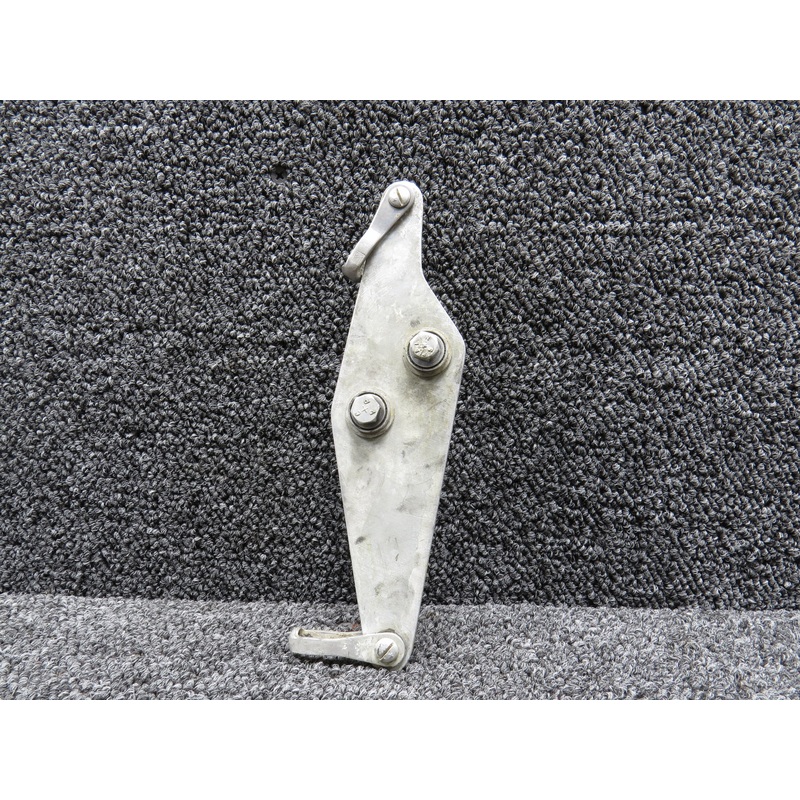 0510159 Cessna C-180 Elevator Forward Bellcrank