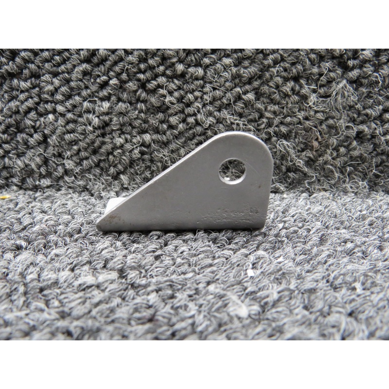 0511301-18 Cessna 205 Seatbelt Bracket Inboard LH, Outboard RH
