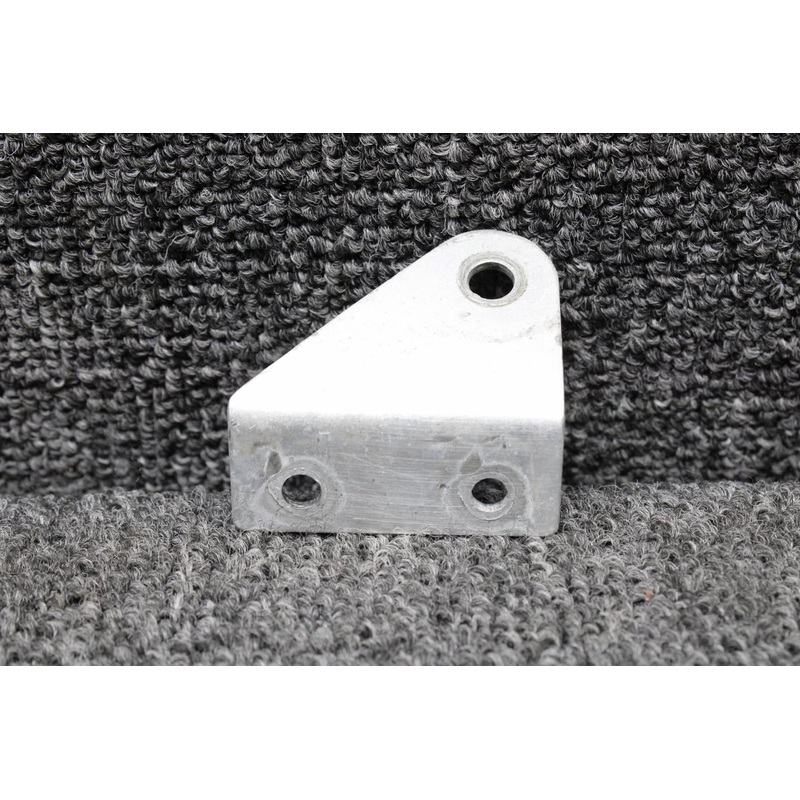 0511791-6 Cessna 177B Seatbelt Fitting RH