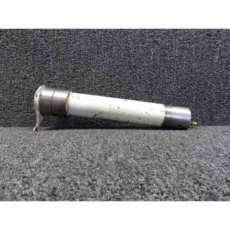 0543008-6 Cessna Upper Nose Gear Strut Housing (Slight Wear)