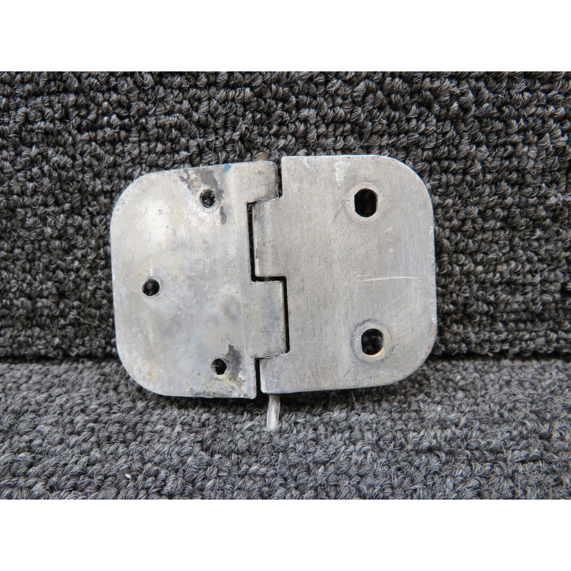 0411579 Cessna 120 Cabin Door Lower Door Hinge Assembly (Minor Wear, Rust)