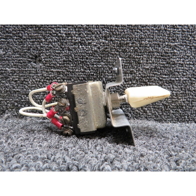 MS25068-27 Cessna 336 Flap Switch Assembly with Bracket