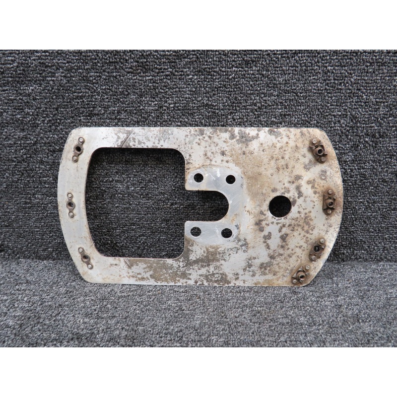 0441225-1 Cessna 150M Main Gear Wheel Fairing Plate LH (Worn Paint, Minor Rust)