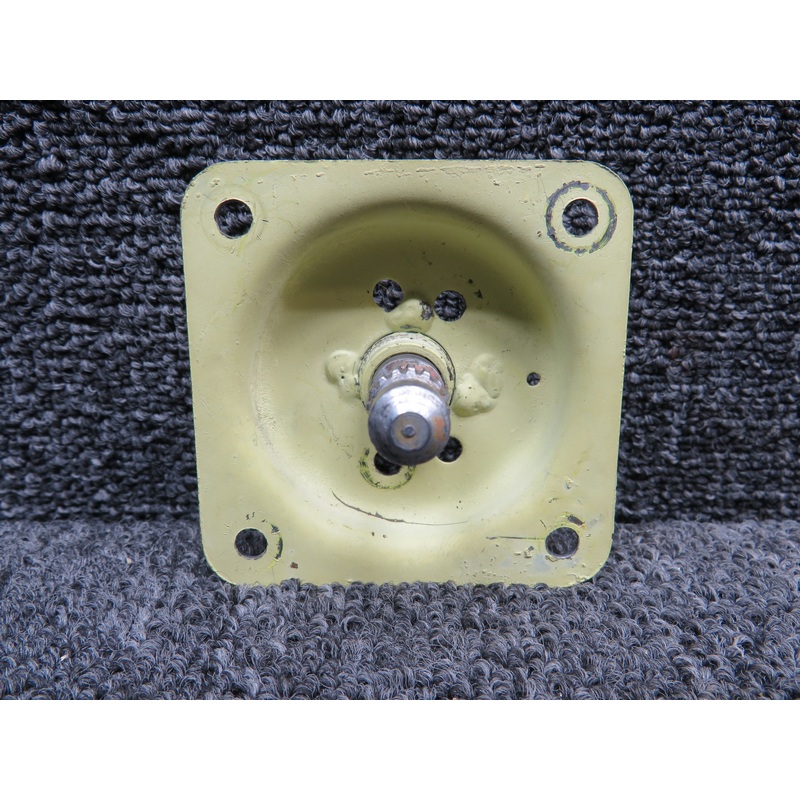 0413195-4, 0711029-1 Cessna 210 Door Handle Plate Assembly with Shaft LH