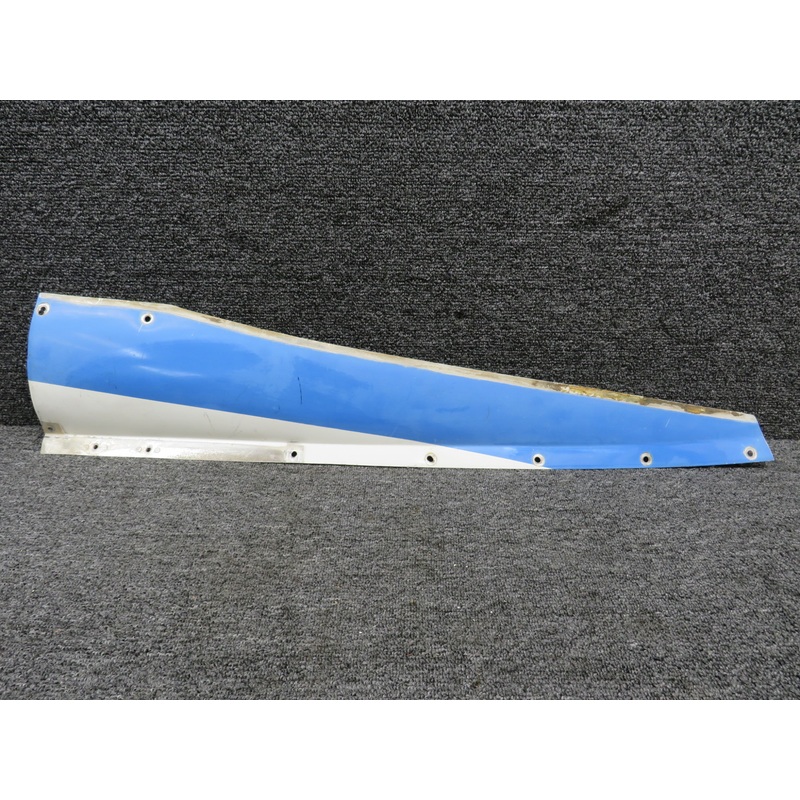 0431015-8 Cessna 152  Horizontal Stabilizer Fairing Assembly RH