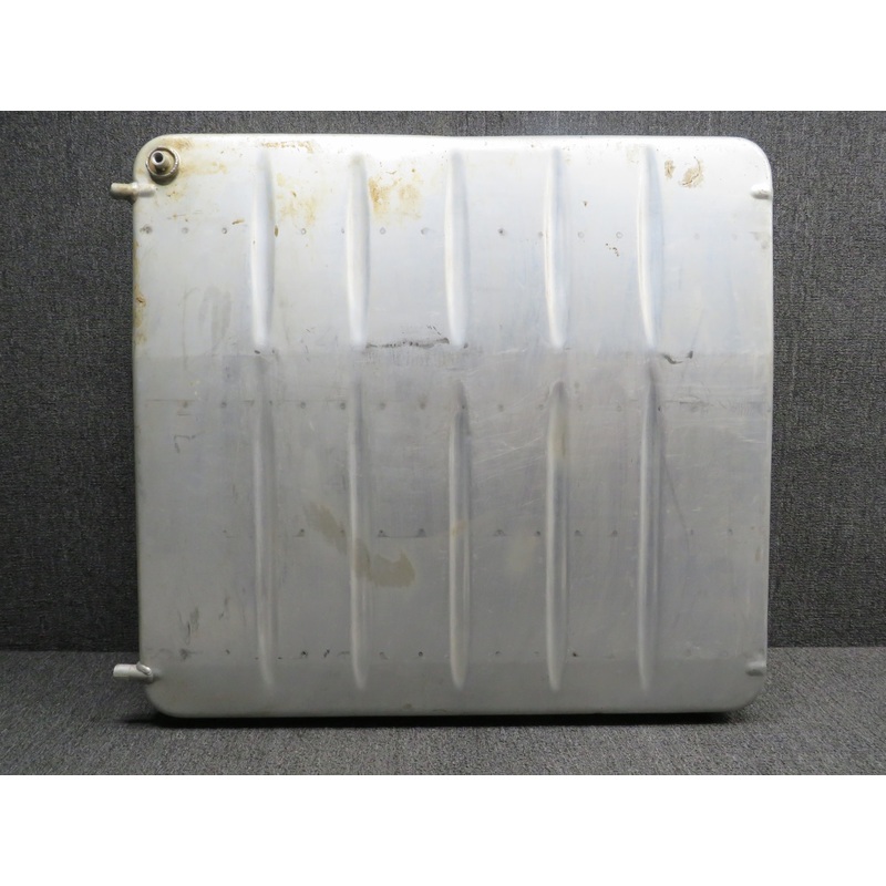 0526007-64 Cessna 172 Fuel Tank Assembly RH