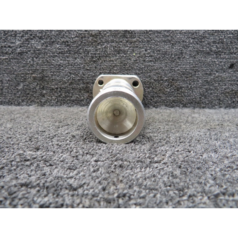 0541124-1 Cessna 182P Main Landing Gear Axle (Aluminum) (Chipped Shaft Lip)