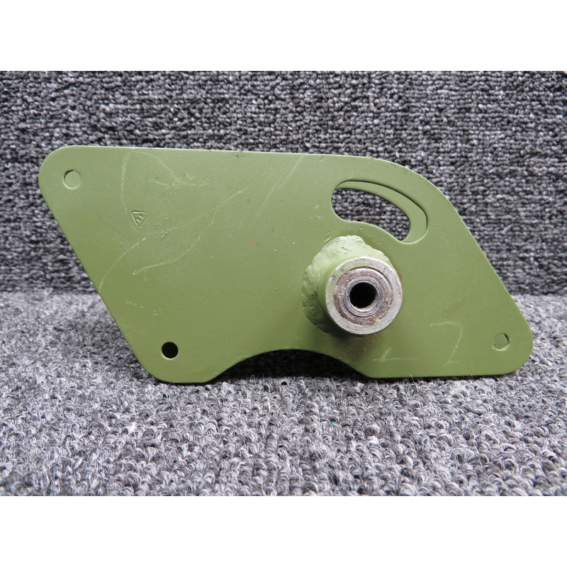 0523223-1 (Use: 0422430-2) Cessna 210 Aileron Bellcrank Assembly RH (Zinc)