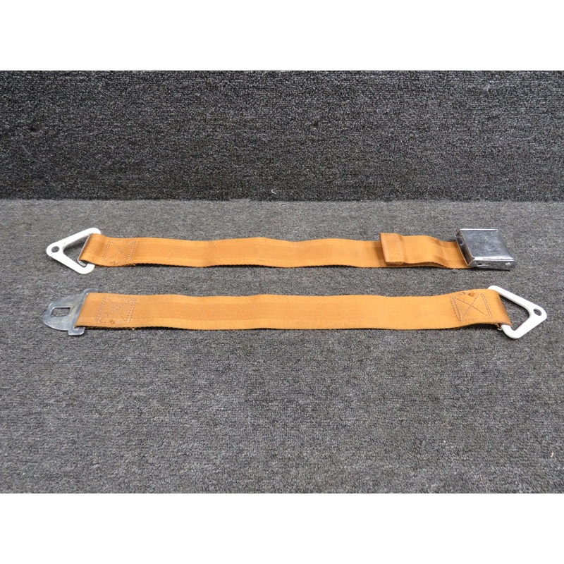 S-1746-CC-17 Cessna T210M Seat Belt Assembly (Minor Surface Wear)