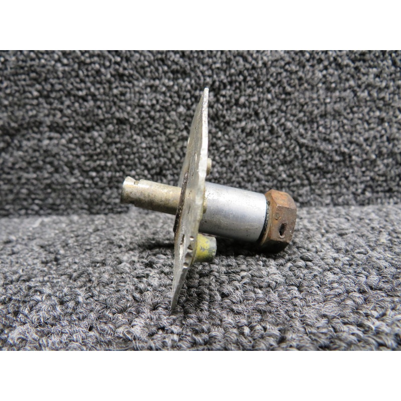 0322526-6 Cessna 182P Fuel Drain Adapter (Corrosion)