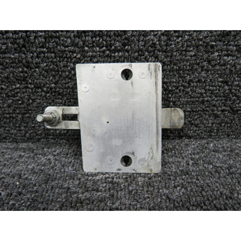 0411590-1 Cessna 172E Cabin Door Thumb Latch Assembly (Minus Knob)