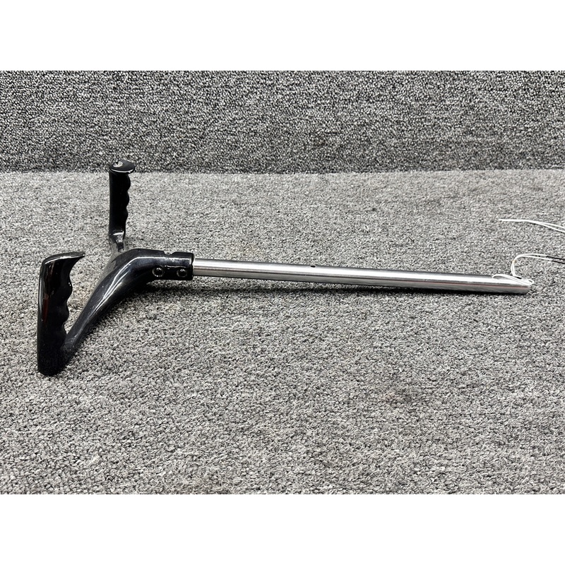 0513167-8 Cessna 182C Control Wheel Assembly with Switch LH (Rams Horn)