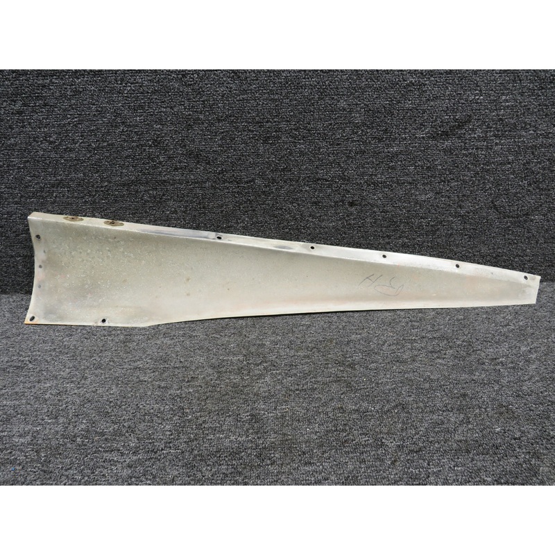 0431015-6 Cessna 150J Horizontal Stabilizer Fairing Assembly RH