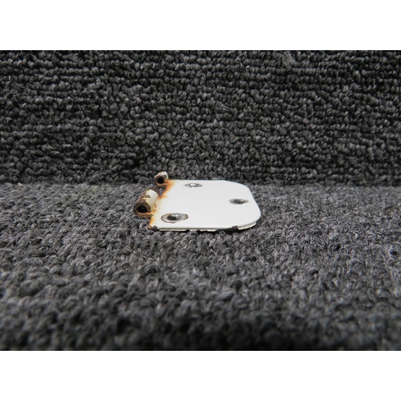 0511280-3 Cessna 172D Lower Cabin Door Hinge LH (Worn)