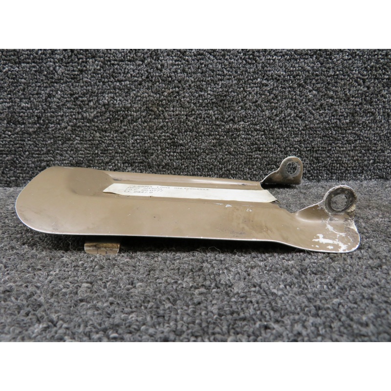 0543063-7Cessna 172G Nose Wheel Pant Cover Plate Assembly (Worn)