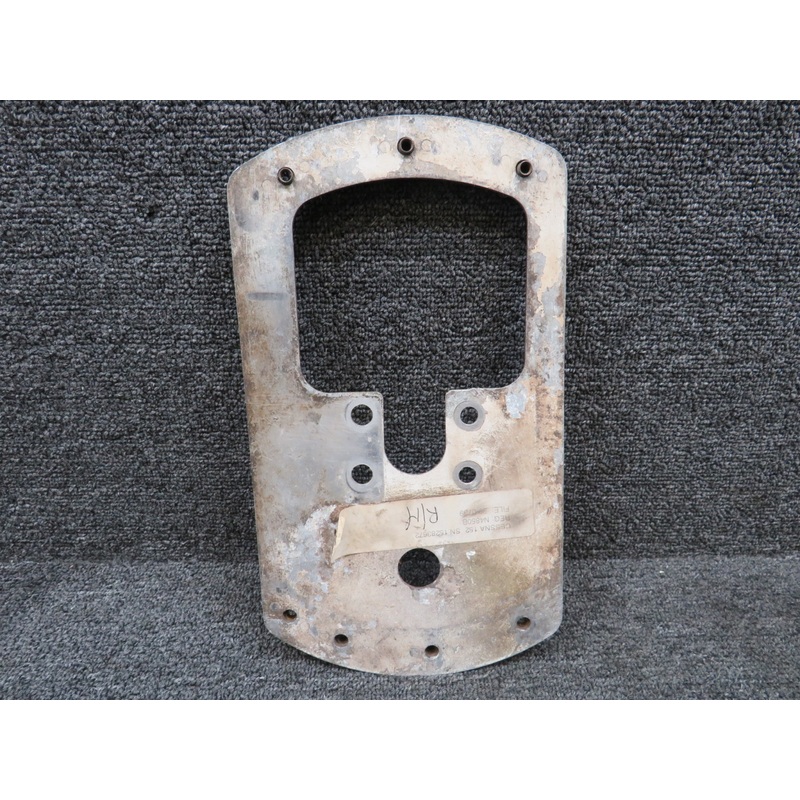0441225-2 Cessna 152 Main Gear Wheel Fairing Plate RH (Worn) (Corrosion)