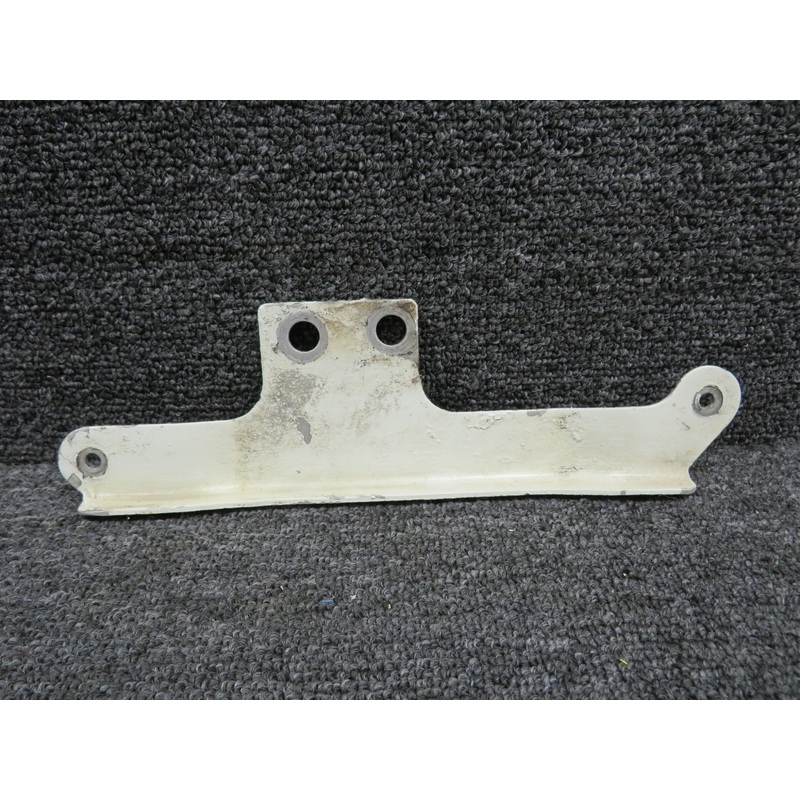 0441226-1 Cessna 150M Main Gear Wheel Fairing Stiffener LH