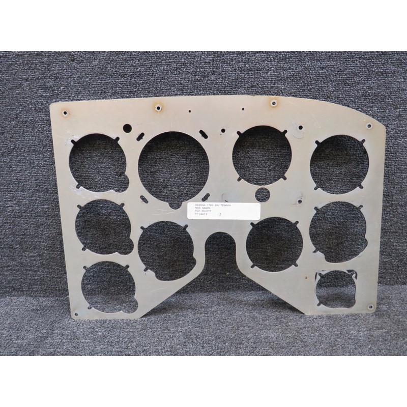 0513316-3 Cessna 172G Instrument Shock Panel (Worn)