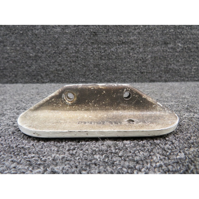 0541211-1 (Cast: 0541211-495) Cessna 172P Main Gear Step