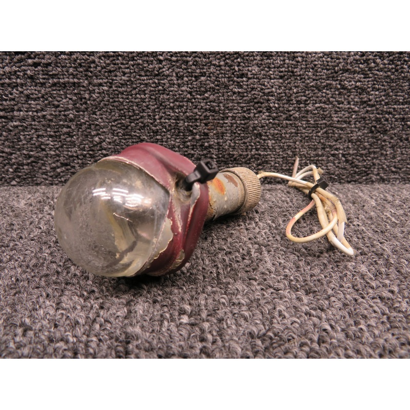 0433006-7 (Use: C622001-0102) Cessna 210 Taillight Assembly with Lens, Retainer