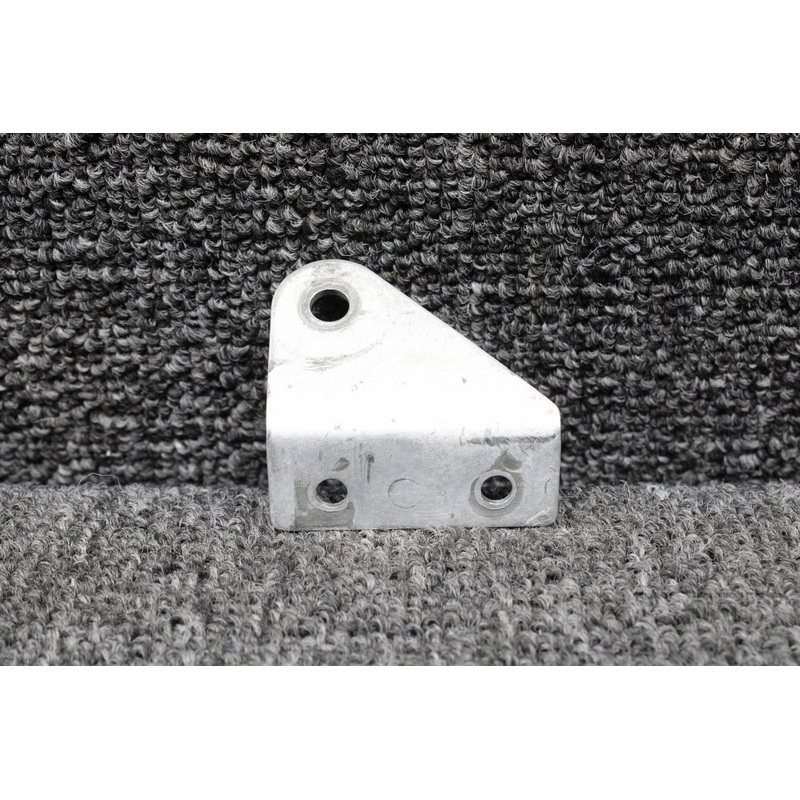 0511791-5 Cessna 177B Seatbelt Fitting LH