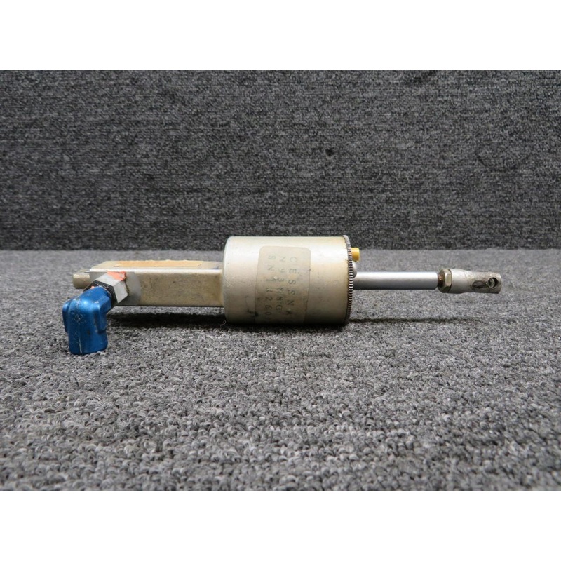 0541138-3 (Alt: 0541138-16) Cessna 182P Master Brake Cylinder Assembly