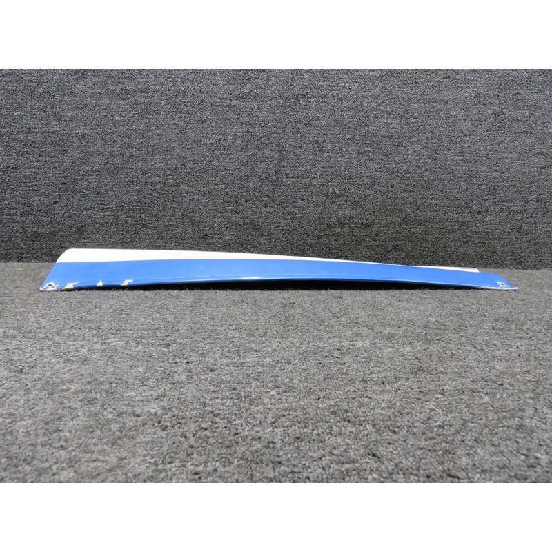 0530010-5 Cessna 172RG Stabilizer Fairing Assembly LH (Striped) (Scuffed Paint)