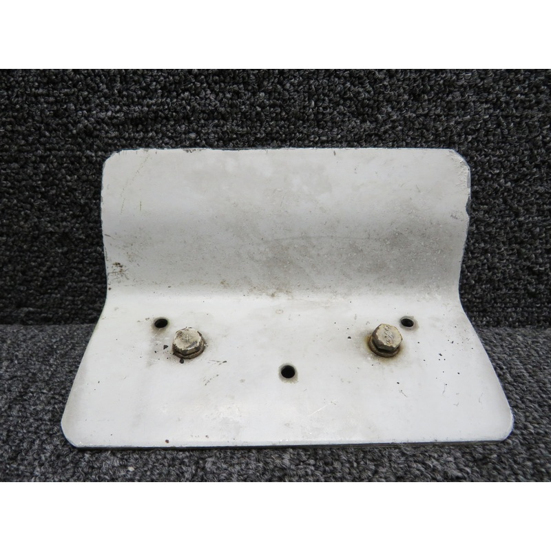 0413399-2 Cessna 152 Refueling Step Assembly RH