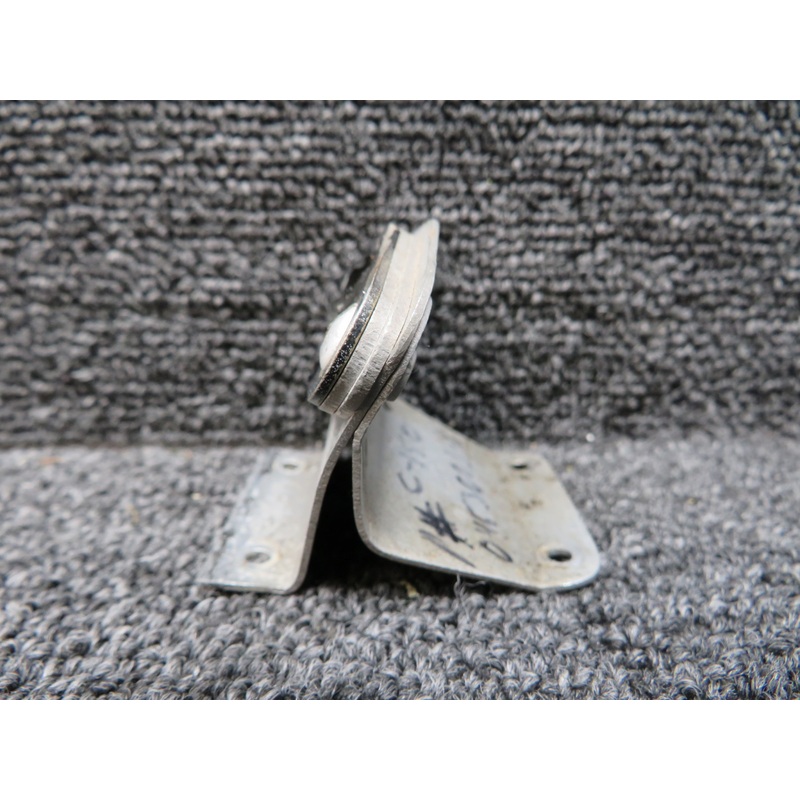0453003-8 Cessna 150 Cowling Shock Mount Bracket Assembly