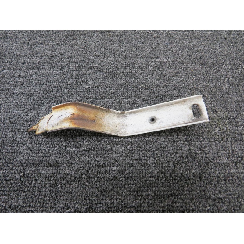 0426209-4 Cessna 152 Cabin Door Latch Assembly (Rusted End)