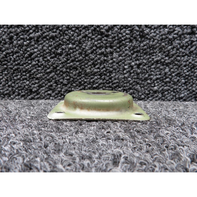 0413195-5 (Use: 0717021-1) Cessna C172 Door Latch Plate Assembly