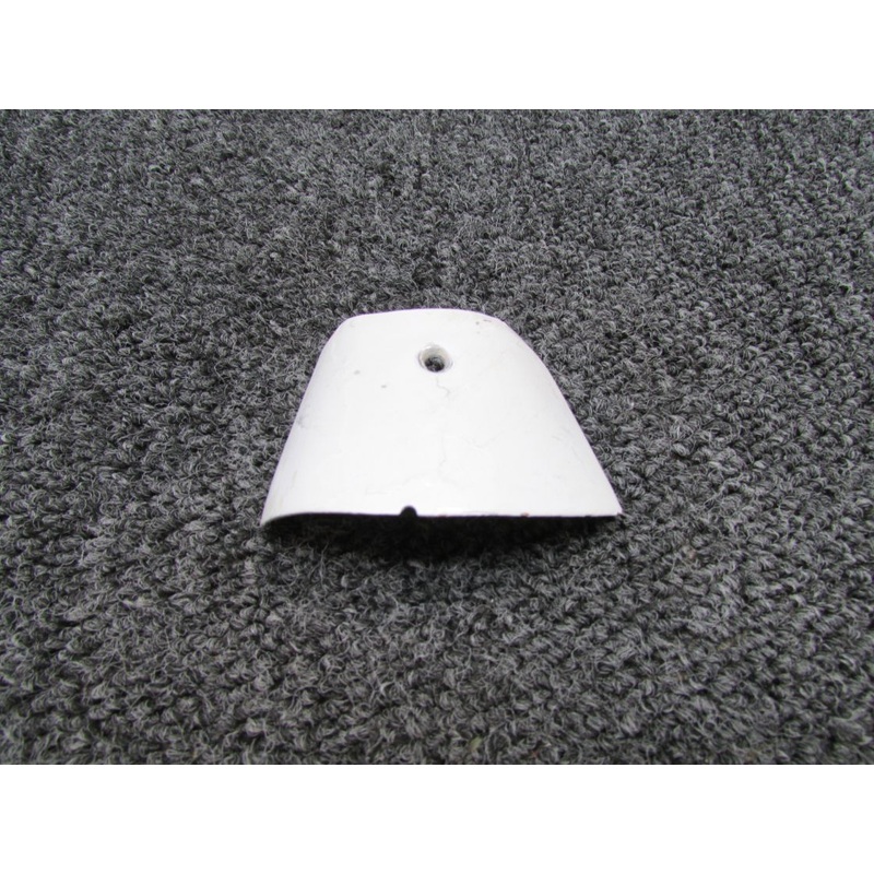 0423007-1 Cessna 150J Shield Wing Light (White)