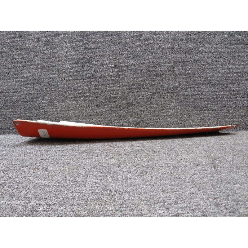 0530010-6 Cessna 172L Stabilizer Fairing Assembly RH (Striped) (Worn Holes)