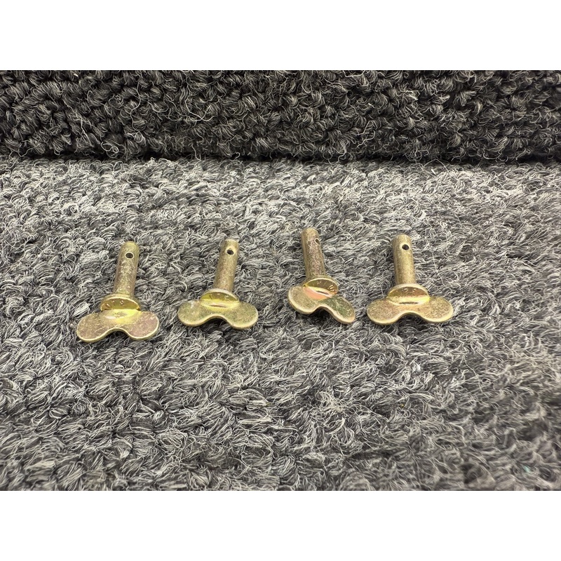 W98293-3-320 Cessna Stud Set of 4 (New Old Stock)