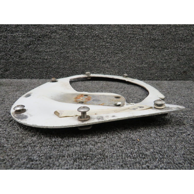0141143-22 Cessna 182 Wheel Fairing Plate RH (Worn)