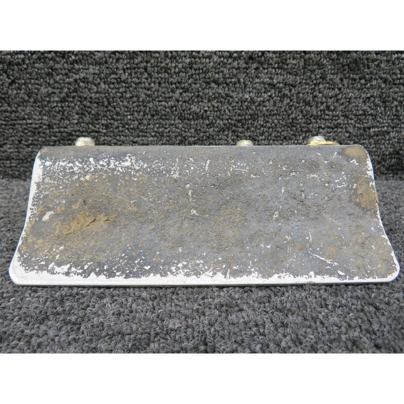 0513395-2 (Use: 0713194-2) Cessna 172K RH Refueling Step (Worn)